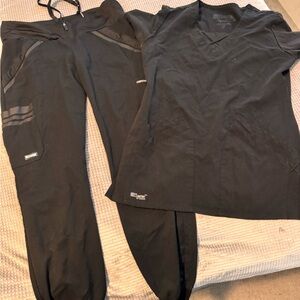 Black Scrub Set